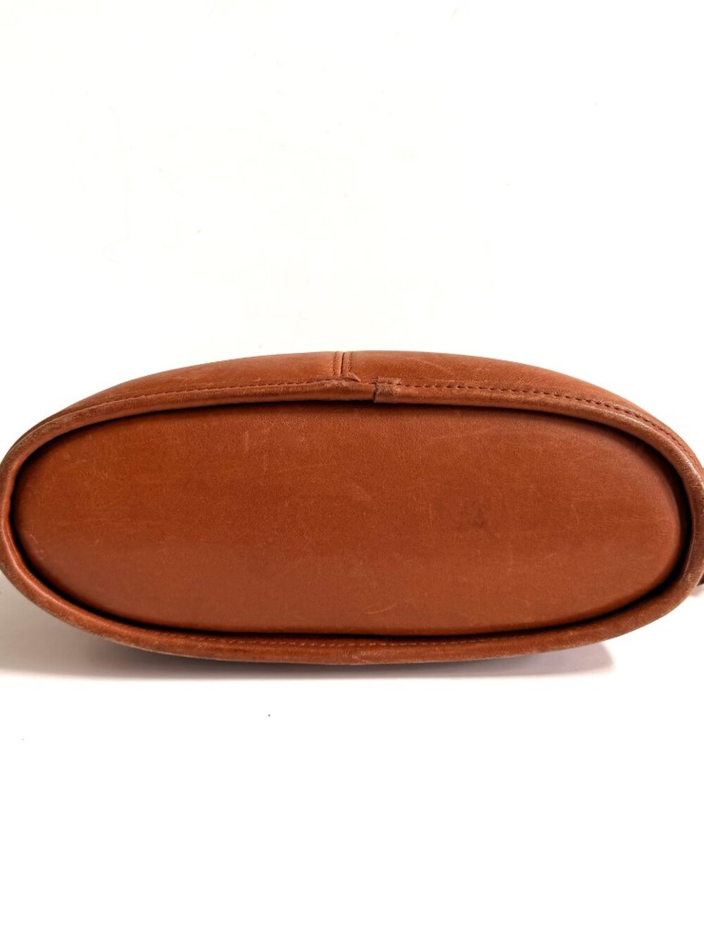 Vintage Coach British Tan Leather Crossbody Bag USA Made Style 9976 Zip Top - Picture 6 of 6